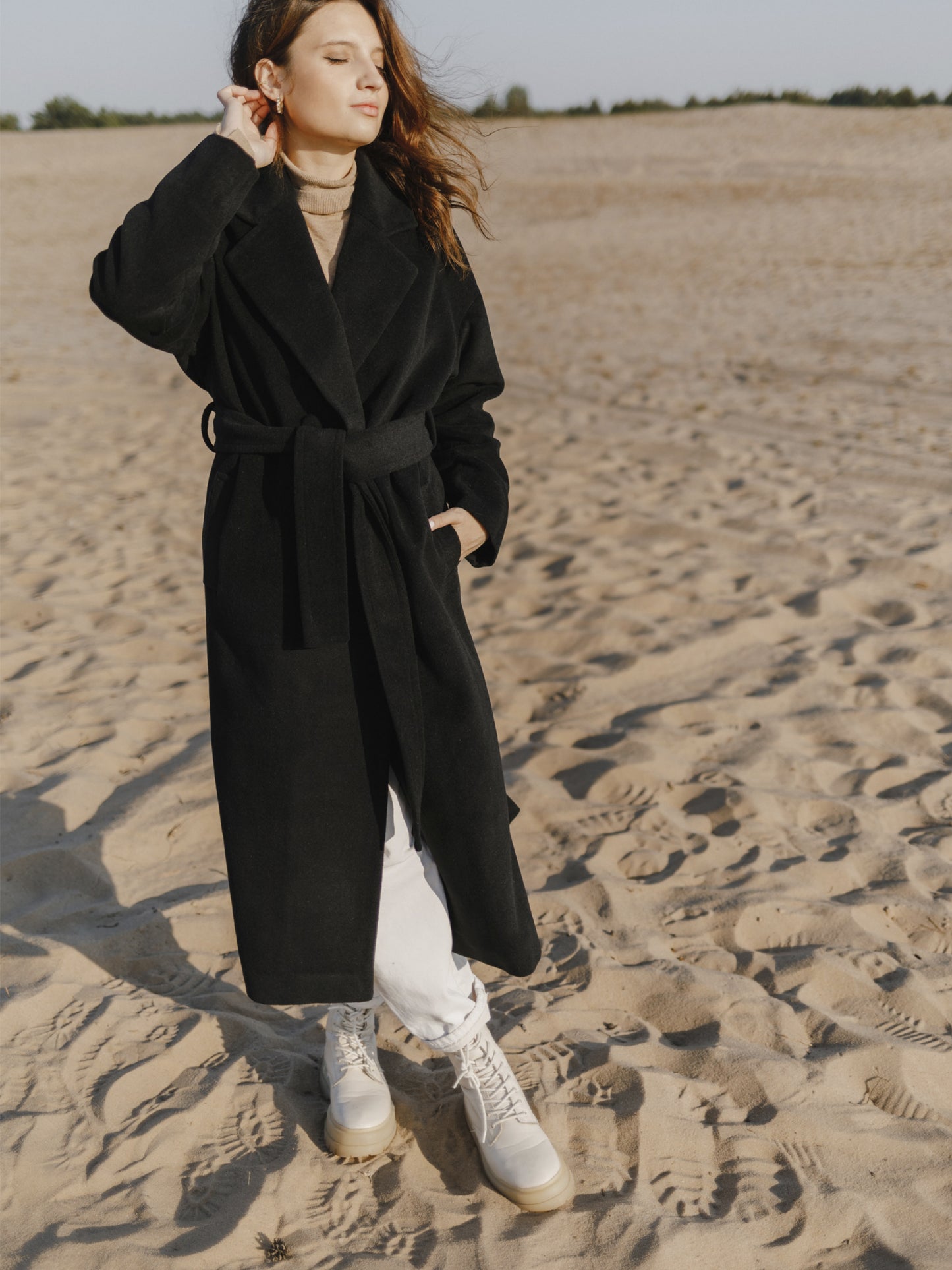 Long coat with belt, Black